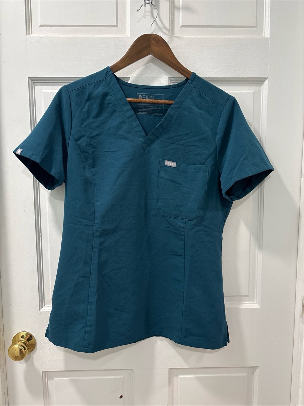 Figs Women’s Technical Coll Catarina Scrub Top Size M Caribbean Blue Medical